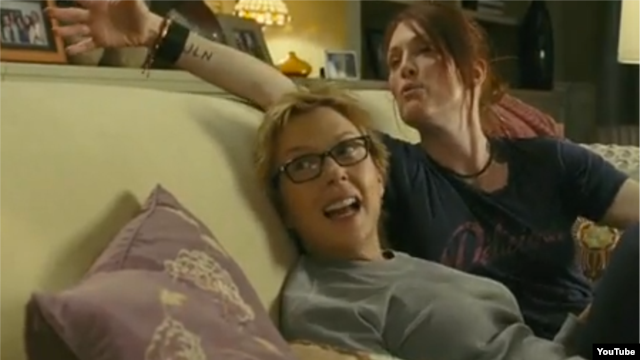 Scenă din filmul „The kids are all right”