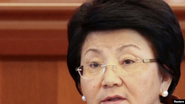 Kyrgyz President Roza Otunbaeva (file photo)