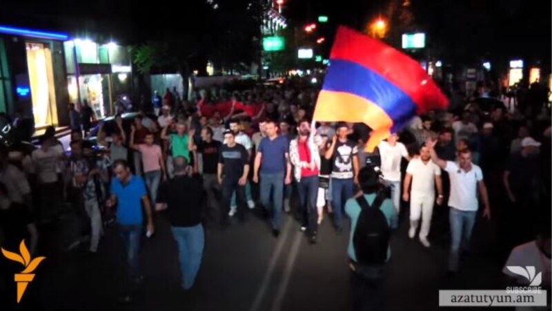 «Սասնա ծռեր»-ի աջակիցները ցույց և երթ անցկացրին Երևանում