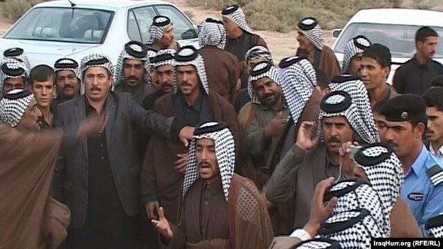 رجال عشائر في الديوانية