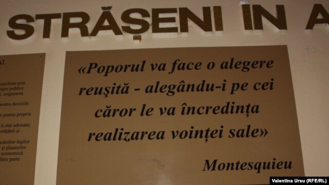 Moldova, Straseni, a quote from Montesquieu in an official building