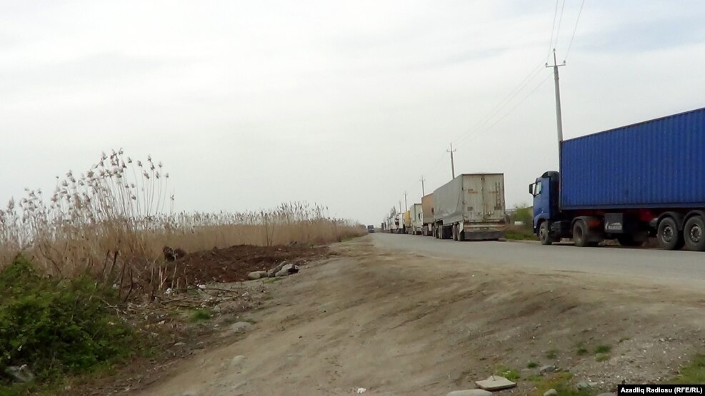 Yükdaşımalarda azalma davam edir