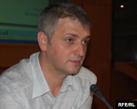 Petru Macovei (API)