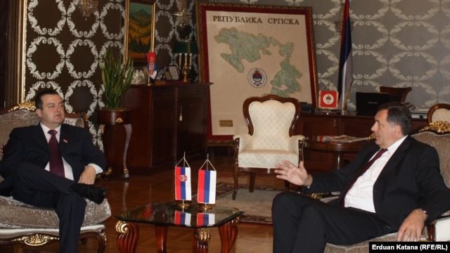 Premijer Srbije Ivica Dačić sa predsjednikom RS Miloradom Dodikom
