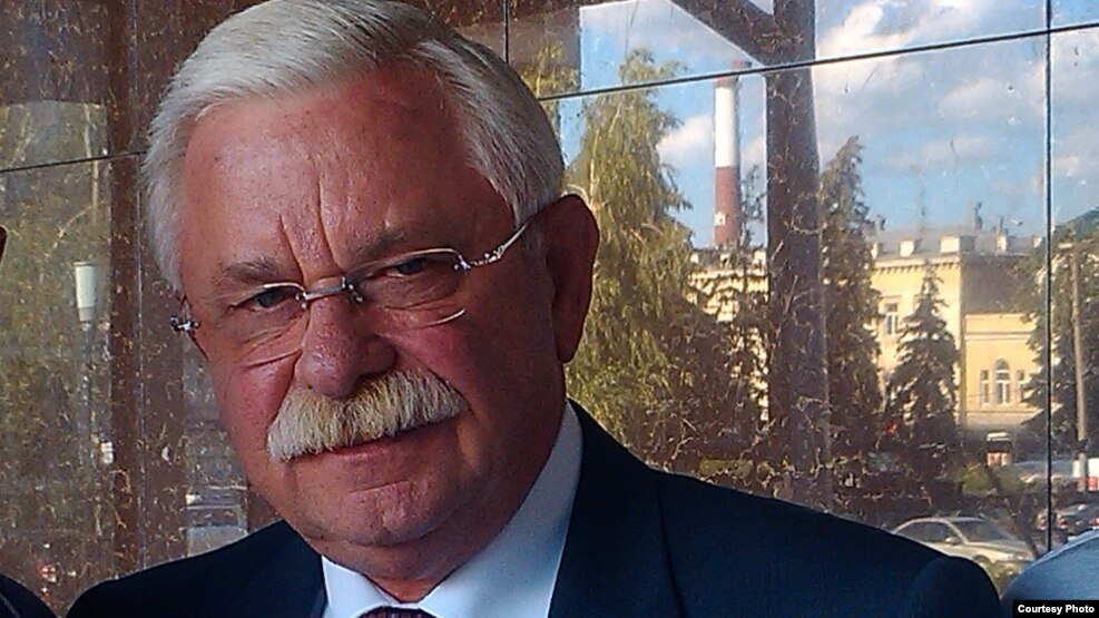 EEDA4E15-201D-420D-8B11-93ADC9F71763_cx2