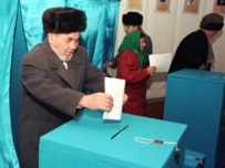 Uzbeks voted in 2002 to extend Karimov's term in office. Another such referendum may be in the works (AFP)