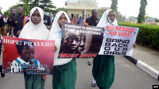 آدم‌ربایی بوکو حرام به اعتراضاتی مردمی در نیجریه (در تصویر) انجامیده و محکومیتی بین‌المللی را همراه داشته است