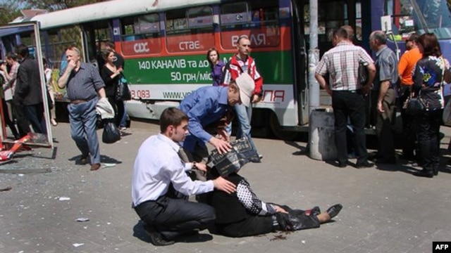 More than 30 people were injured in a series of explosions in the eastern Ukrainian city of Dnipropetrovsk in April. 