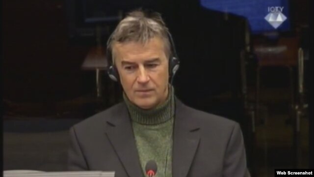 Ekrem Suljević svjedoči na suđenju Ratku Mladciću, 12. veljače 2013.