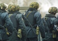 Russian special forces troops outside the Dubrovka theater on October 26, 2002 (ITAR-TASS)
