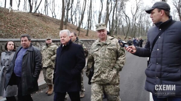 Заступник міністра оборони України Олександр Дублян, каже, що документа про передачу резиденції військовим він не бачив