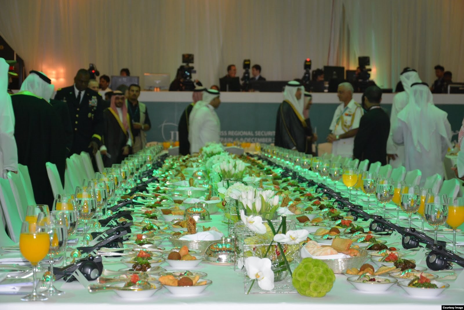 وزیر دفاع آمریکا در بحرین: اجازه نخواهیم داد ایران فریبمان دهد F03D0CD3 E6CD 4452 9011 7EAED536A61C mw510 mh360 s وزیر دفاع آمریکا در بحرین: اجازه نخواهیم داد ایران فریبمان دهد