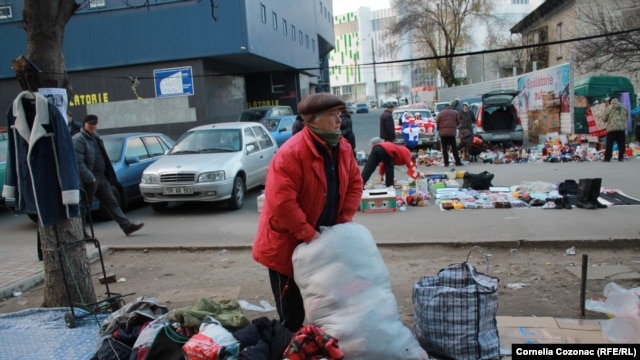 Piaţa de vechituri din Chişinău