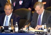 Foreign Minister Lavrov (left) and Secretary-General de Hoop Scheffer today