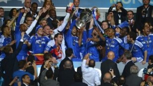 Chelsea players celebrate their UEFA Champions Leaque title after defeating Bayern Munich in a penalty shootout.