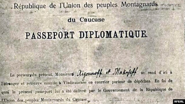 Un istoric pașaport diplomatic...