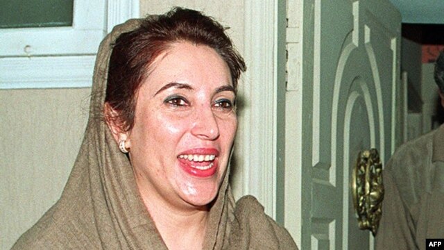 Benazir Bhutto, mart 1998. 
