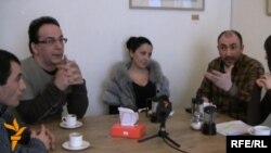 Max Club guests discuss highs and lows of Armenian soap operas with host Narine Ghalechyan