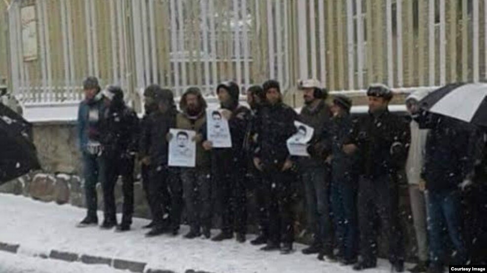 معترضان به وضعیت مرتضی مرادپور از جمله برادرش بازداشت شدند