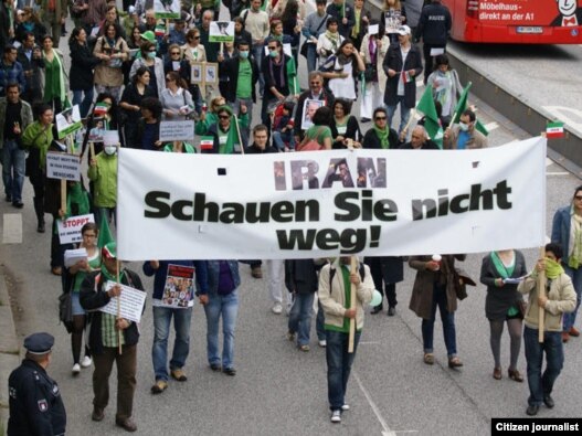 راهپیمایی هواداران جنبش سبز در هامبورگ در سالگرد انتخابات ریاست جمهوری در خرداد ۸۹