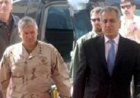 US Ambassador to Iraq Zalmay Khalilzad (right) with General George Casey (file photo) (epa)