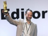 Akbar Ganji after receiving his Golden Pen award on June 5 (epa)