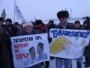 24 декабрь көнне Казанда үткән урам җыенында татар телендә бердәнбер шигарне урыс активисты Владимир Беляев күтәреп чыкты