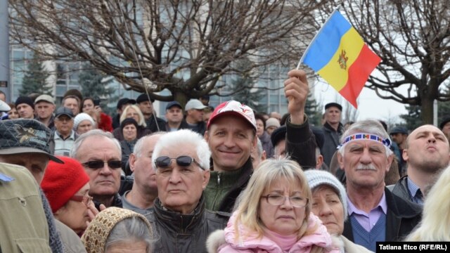 Around 2,000 protesters are believed to have turned out for the demonstration in Chisinau on April 5. 