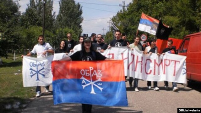 Pristalice Obraza u Lazarevu, mestu u kojem je uhapšen haški optuženik Ratko Mladić
