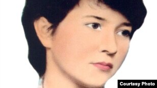 Ляззат 16 лет. Алматы, 1986 год. Ляззат погибла при невыясненных обстоятельствах после допроса в КГБ в декабре 1986 года.