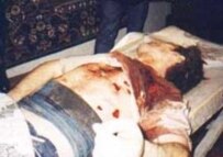 The body of Chechen Shamil Idrisov, 28, after what the rights group Memorial considers his unlawful arrest and extrajudicial execution in Argun in 2002 (official site)