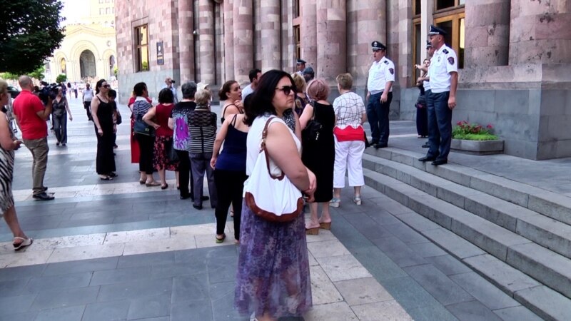 ����: rus.azatutyun.am