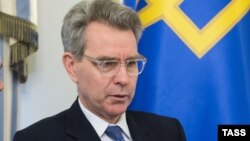 Джеффри Пайэтт, АҚШ-тың Украинадағы елшісі.