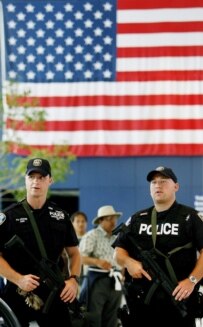 Heightened security at New York's JFK airport on August 10, following the bomb scare in London (epa)