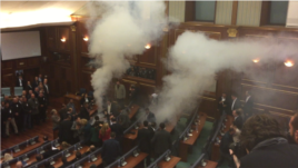 Gaz lotsjellës në Kuvend / 23 tetor