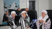 Ин сокинони Фархор қаблан барои расонидани шикояти худ ба Дафтари радиои "Озодӣ" дар Душанбе омада буданд.