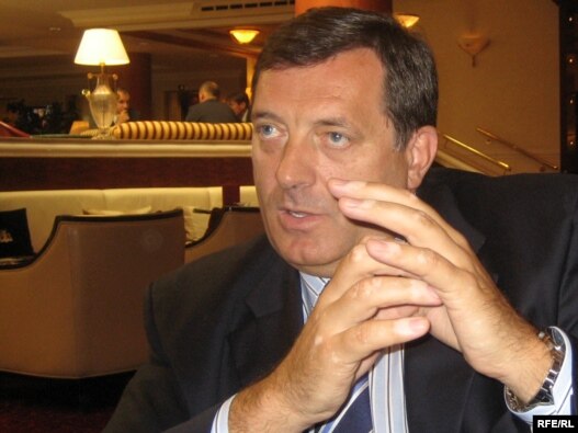 Milorad Dodik u razgovoru sa RSE novinarima u Pragu 