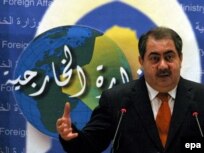 وزیر امور خارجه عراق می گوید بعضی ها تلاش می کنند مساله عراق را یک مساله جهانی جلوه دهند