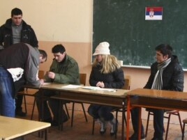 Glasanje na referendumu u severnoj Mitrovici, 14. februar 2012.