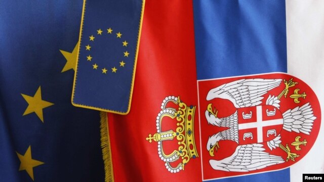 Zastave Srbije i EU, ilustracija