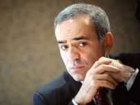 Garry Kasparov says government pressure has stymied his campaign plans (file photo) (AFP)