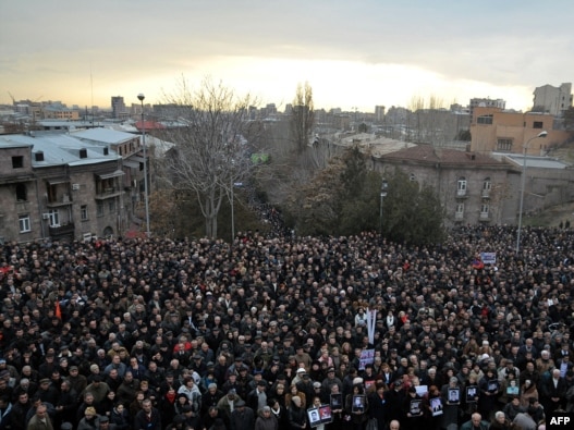 More than 10,000 opposition supporters rallied in the center of Yerevan on March 1.