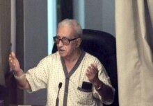 Iraq - Former Iraqi Foreign Minister Tariq Aziz testifies for the defence during Saddam's trial held in Baghdad, 24 May 2006