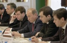 Russia -- Deputy Prime Minister Aleksander Zhukov, the assistant to the chapter of administration of the president of the Russian Federation Vladislav Surkov, Vladimir Putin and the chapter of presidential administration Dmitry Medvedev, 28.3.2006