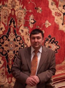 Germany -- Aminullah Qul, carpet producer, Ersari Carpet company, 14Jan2007,