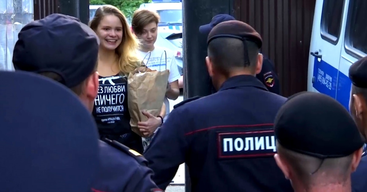 Russian Authorities Acquit Rearrest Pussy Riot Members