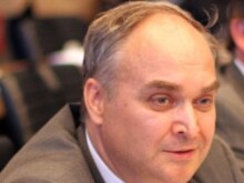 Austria -- Anatoly Antonov, head of the Russian Delegation to the CFE Conference, at a news conference in Vienna, 11Jun2007