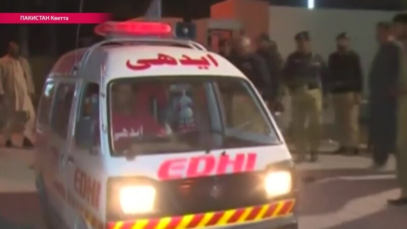В Пакистане террористы убили 60 курсантов полицейской академии