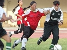Afghanistan -- Afghan women soccer team captain Shamila Kohistani (2R), 22Aug2007