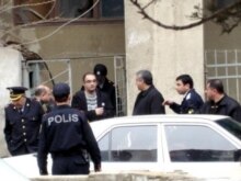 Azerbaijan – Eynulla Fatullayev, editor-in-chief of Realny Azerbaijan newspaper, imprisoned for 2.5 years, Baku, 20Apr2007